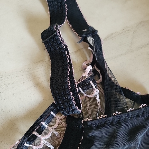 36FF Freya Mesh Underwire Bra - Picture 6 of 7